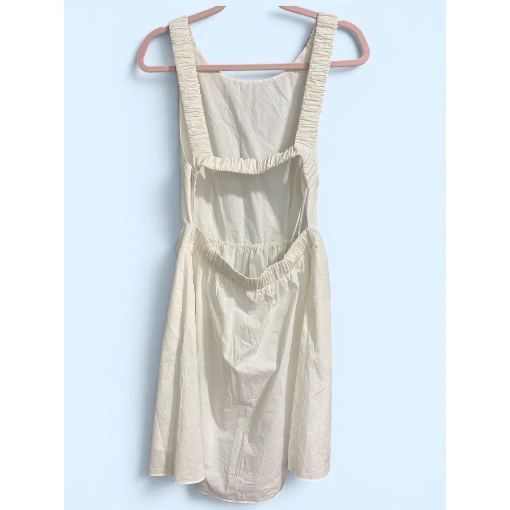 VICI x Gina White Open Back Ruched Strap Mini Dress‎ Womens Size Medium NWT